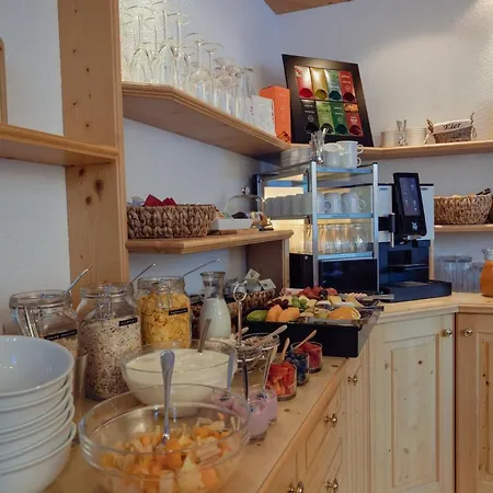 Beim Kathrein - Inklusive Silvretta Card Premium Gasthof