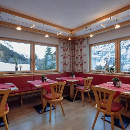 Beim Kathrein - Inklusive Silvretta Card Premium Гостевой дом 3*